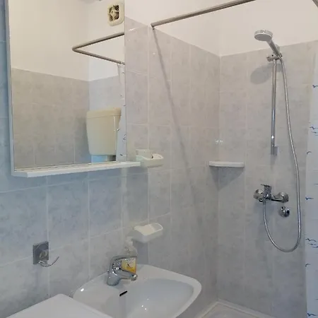 Apartmani Dubravko Putnikovic Exterior photo